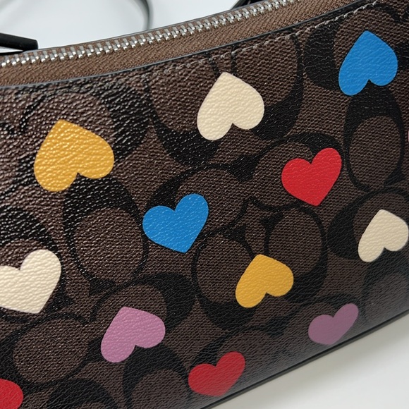 ❤️💙💜💛HP🪅NWT COACH TERI SHOULDER BAG IN SIGNATURE CANVAS WITH HEART PRINT - Picture 14 of 17